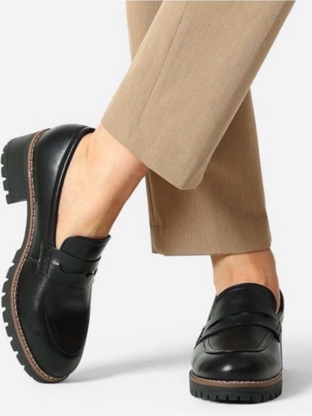 DV Dolce Vita Catalina Black Faux Leather Penny Loafers with Tan Welt Size 8.5